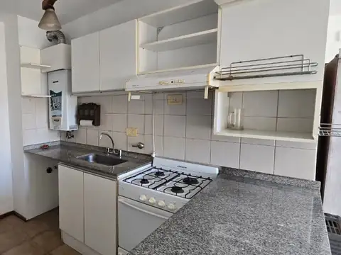 Departamento en Alquiler en Luis Agote, $ 430.000