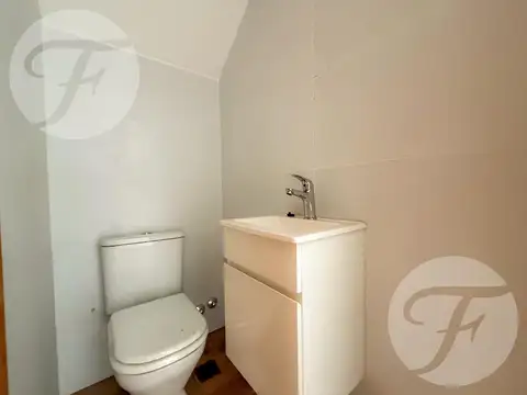Casa en Venta en Castelar Sur, USD 90.000