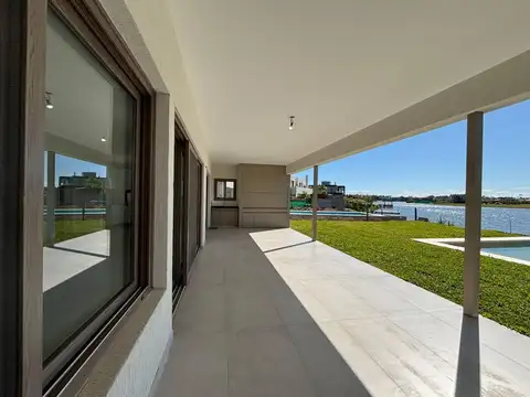 Villanueva Santa Ana 5 Dorm a laguna VENTA a estrenar