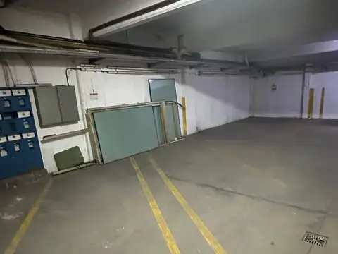 Almirante Guillermo Brown 1300