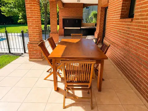 Casa 6 ambientes con 3 baños
