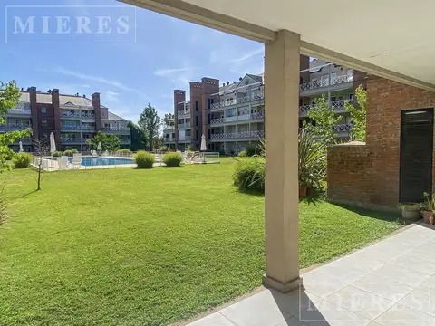 Departamento de dos ambientes en venta en Condominio Tortugas II