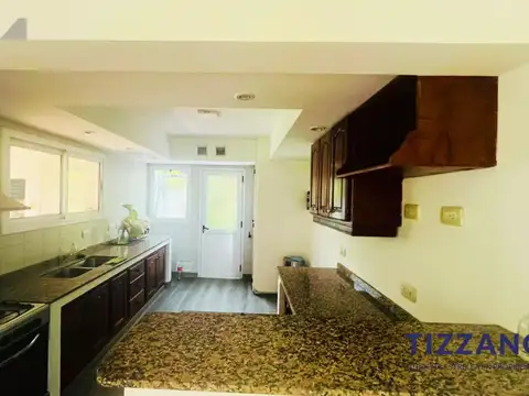 Casa en venta en Fincas de iraola 1