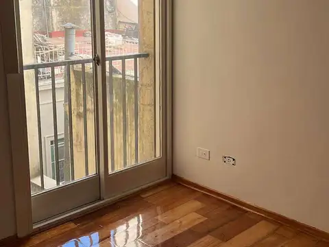ALQ. 2 AMB. EN BARRIO NORTE. SOBRE AV. SANTA FE