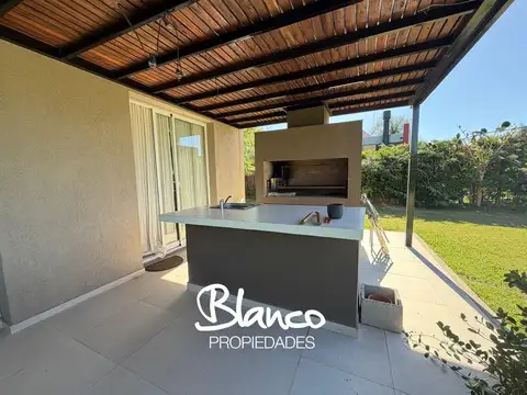 Casa en Alquiler en San Matias, USD 1.700