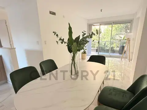 VENTA CUATRO AMBIENTES CON COCHERA