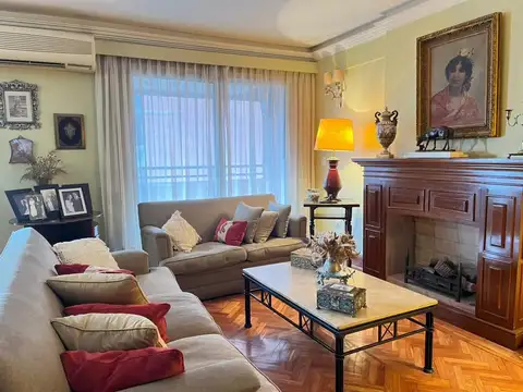 Semipiso en venta en Balcarce 600
