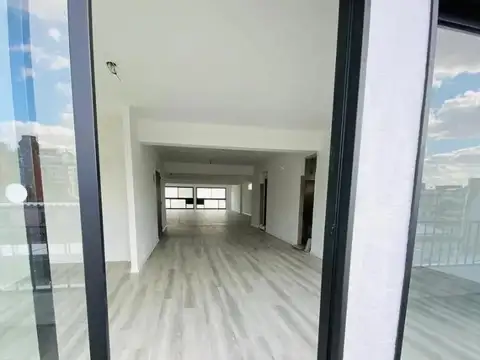 Oficina en Venta al Norte