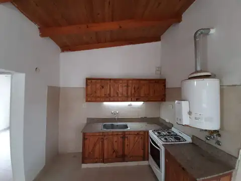Alquiler casa de dos dormitorios - Funes