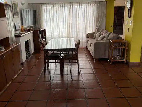 Casa en Venta en Ramos Mejía, USD 189.000