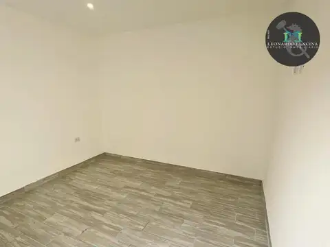 Depto Tipo Casa 2 ambientes con 1 baño