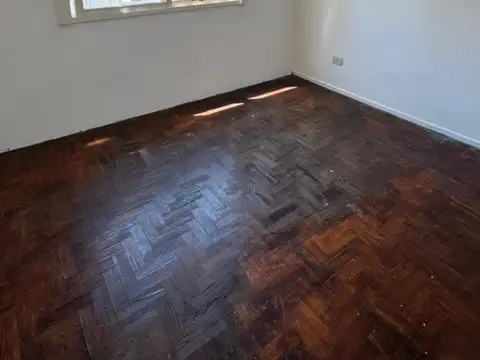 Departamento en Alquiler en Ramos Mejia Sur, $ 600.000