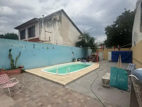 Casa 3 ambientes con 2 baños