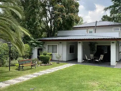 Casa en Venta al Oeste
