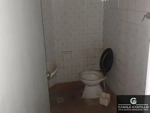 Galpón en venta de 450m2 ubicado en Lanús Oeste - Se escuchan propuestas