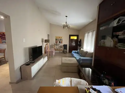 Casa en Venta en Villa Centenario, USD 120.000