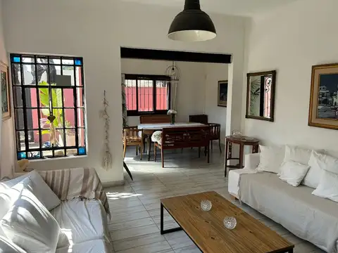 Casa en Venta en La Merced, USD 330.000