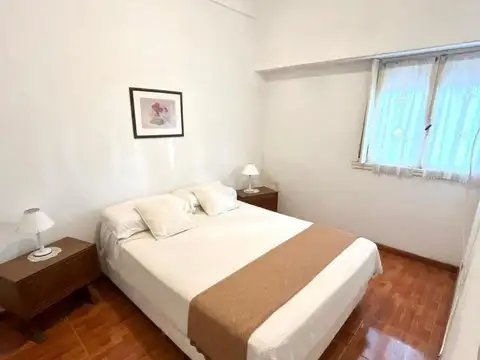 ALQUILER TEMPORARIO 2 AMBIENTES CON PATIO TECHADO, PLAZA COLÓN