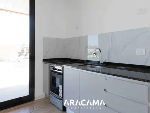 Departamento en Alquiler con 1 cocheras