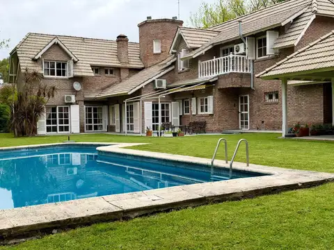 Casa en Venta de 5 dormitorios