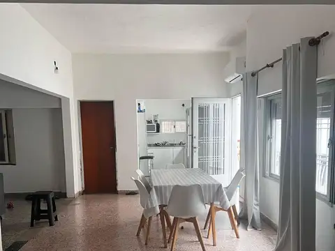 Lote con tres Casas en venta en Villa Bosch