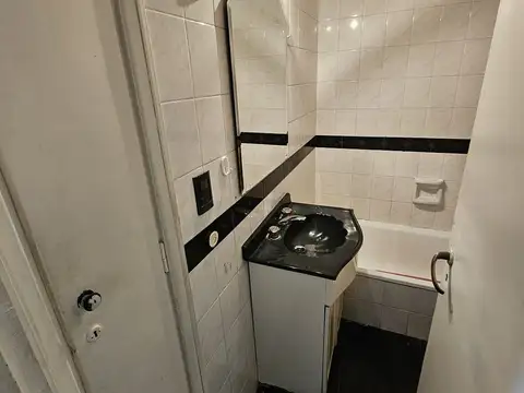 Departamento en Alquiler en Villa Luro, $ 800.000