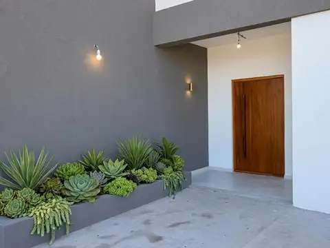 Casa a Estrenar en Barrio Monet, Los Cardales | 4 Dormitorios, Suite y Lote de 1.000 m²