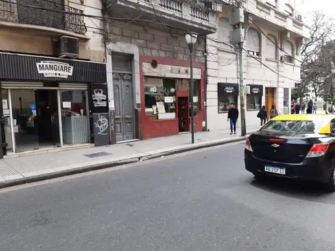 Local en Venta en Tribunales, USD 160.000