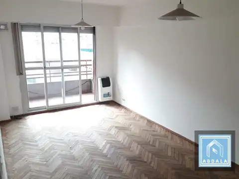 Italia 902/08 , Piso 4