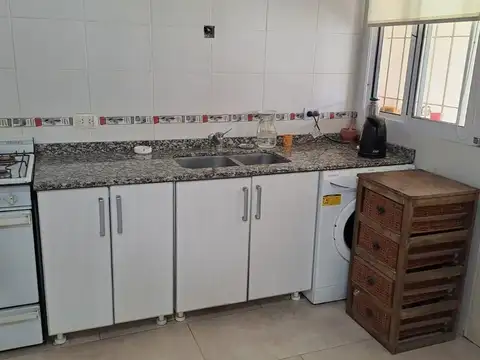 VENTA CASA 3 AMBIENTES, JARDÍN, PILETA, ESCOBAR