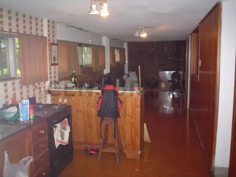 Casa 7 ambientes con 4 baños