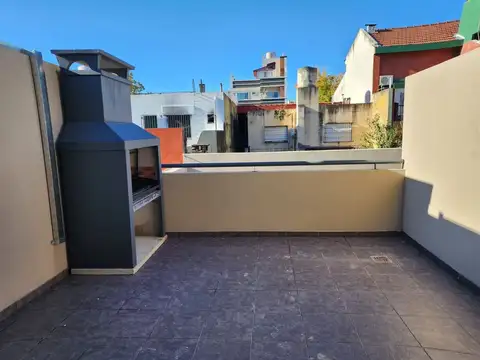 Depto Tipo Casa en Venta 1 año