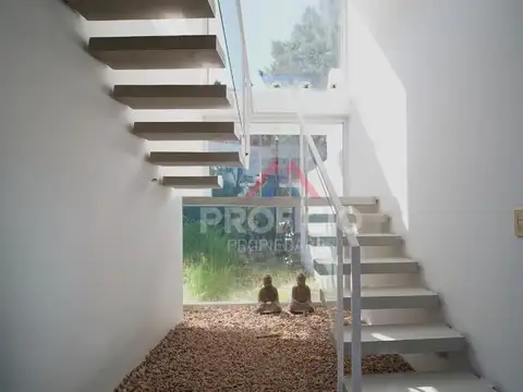 Casa en Venta en Countries y Barrios Cerrados en Berazategui, USD 420.000