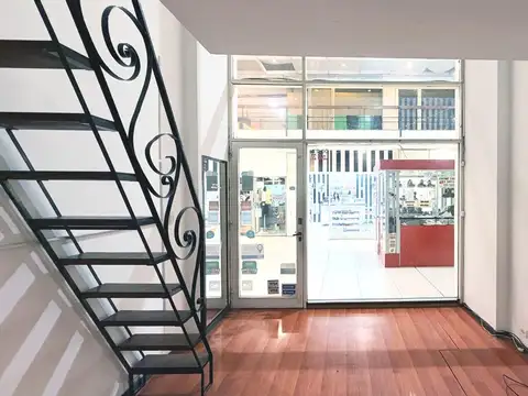 Local en Alquiler en Centro, $ 300.000