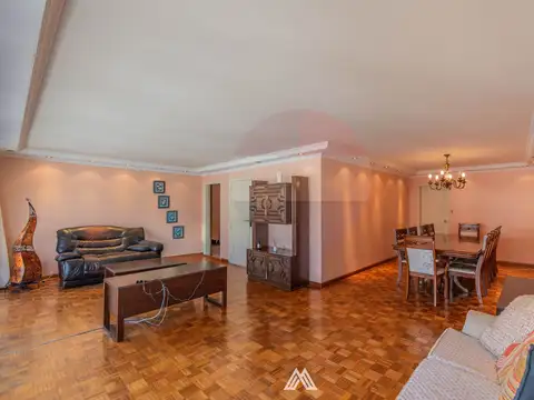 Departamento en Venta de 4 ambientes