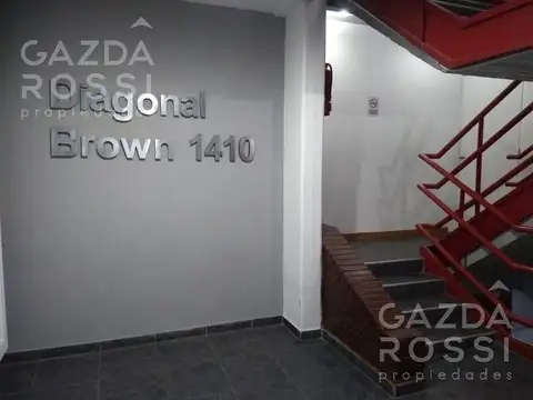 diagonal brown al 1400