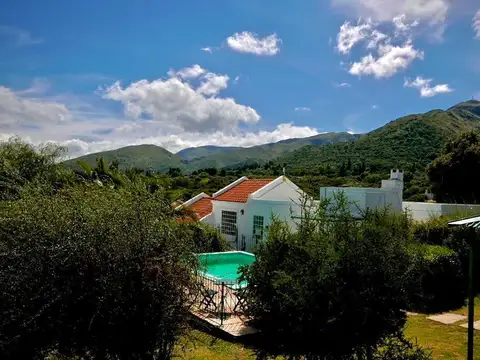 Casa en Venta en Los Cocos, USD 320.000