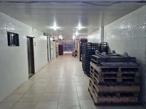 Local en venta - Fondo de comercio - Departamentos - Cocheras - 630Mts2 - Las Toninas
