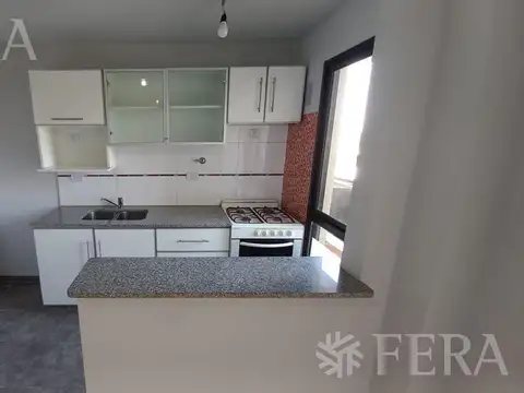Alquiler departamento 2 ambientes con balcón en Wilde