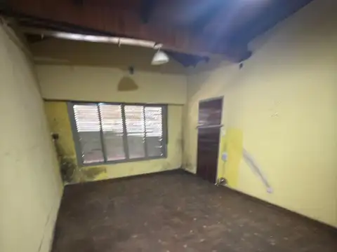 Casa en Alquiler con 1 cochera