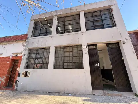 Deposito Fabrica Oficinas 660 M2 en 2 plantas !
