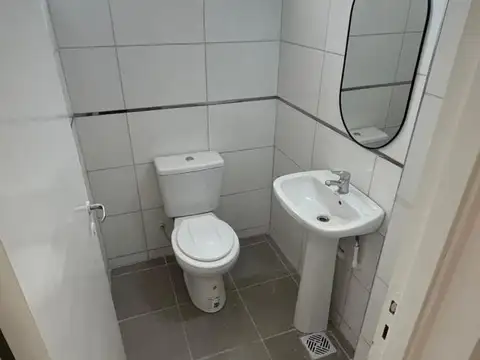 Oficina en Alquiler en Mendoza, $ 400.000