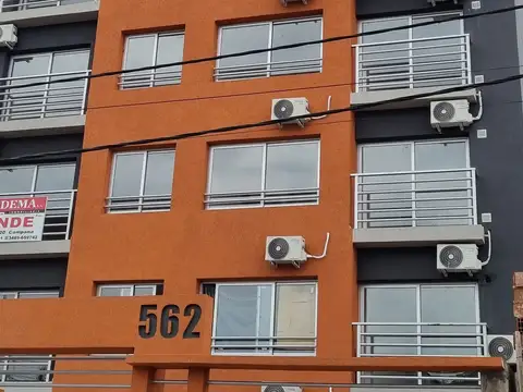 San Martin 500, Piso 1