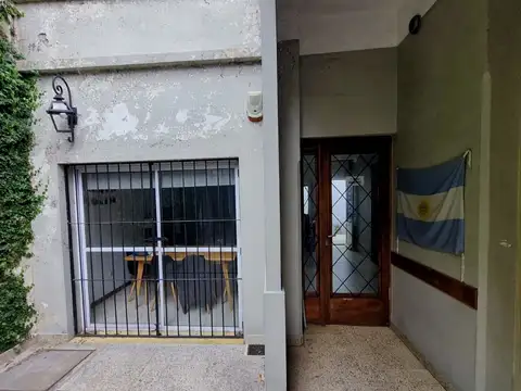 CASA 3 AMBIENTES CON LOCAL VILLA DEVOTO