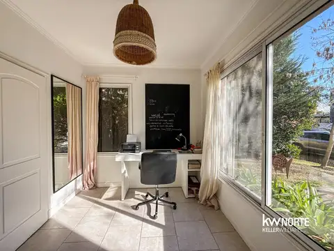 Casa en Venta con 5 cocheras