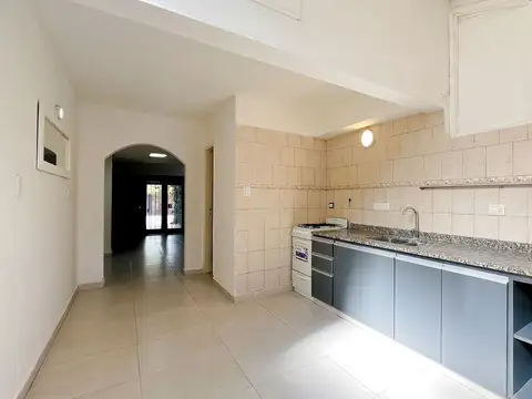 Depto Tipo Casa 3 ambientes con 1 baño