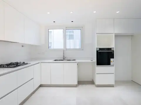 Departamento en Alquiler de 3 dormitorios