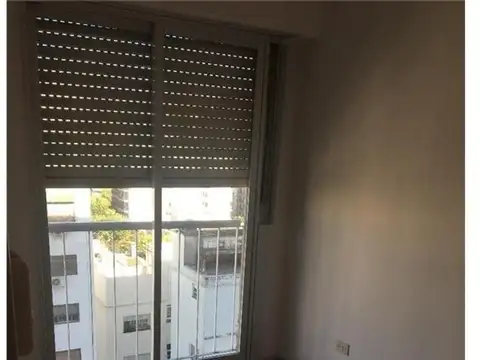 3 AMB CON BALCÓN BAÑO COMPLETO. MUY LUMINOSO