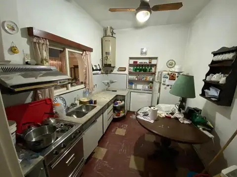 Casa, tipo PH, en venta. Morón.