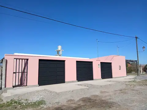 Venta 4 departamentos y salón comercial-C. Quijano